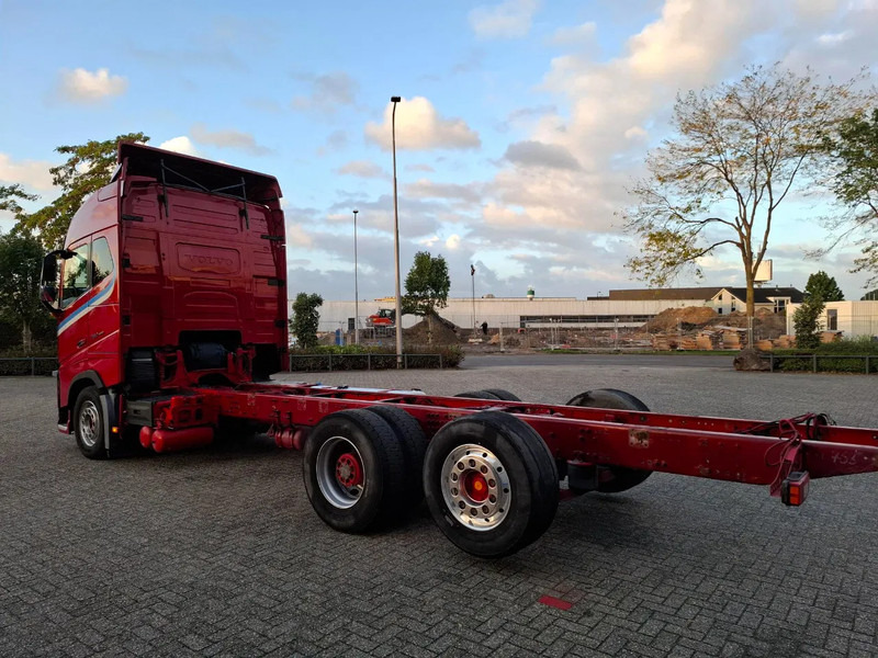 Volvo FH16-750 / BIG AXLE / VEB+ / ONLY:679711 KM / DYNAMIC STEERING / NAVI / LWDS / FULL-AIR / AUTOMATIC / EURO-6 / 2018 - Xe tải khung gầm: hình 3 Volvo FH16-750 / BIG AXLE / VEB+ / ONLY:679711 KM / DYNAMIC STEERING / NAVI / LWDS / FULL-AIR / AUTOMATIC / EURO-6 / 2018 - Xe tải khung gầm: hình 3