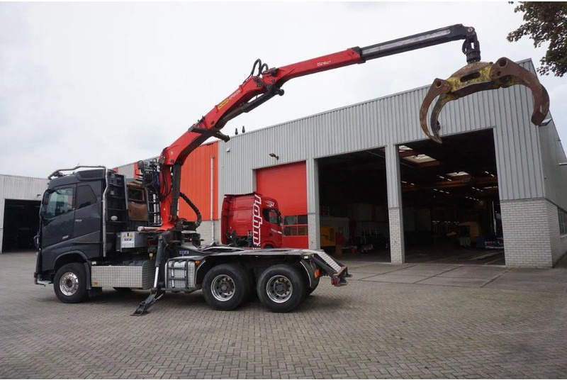 Volvo FH16-750 / ENGINE RUNNING / 6x4 / RETARDER / BIG AXLE / VEB+ / PALFINGER FD250 / EURO-6 / 2016 - Xe chở gỗ, Xe cẩu tự hành: hình 5 Volvo FH16-750 / ENGINE RUNNING / 6x4 / RETARDER / BIG AXLE / VEB+ / PALFINGER FD250 / EURO-6 / 2016 - Xe chở gỗ, Xe cẩu tự hành: hình 5