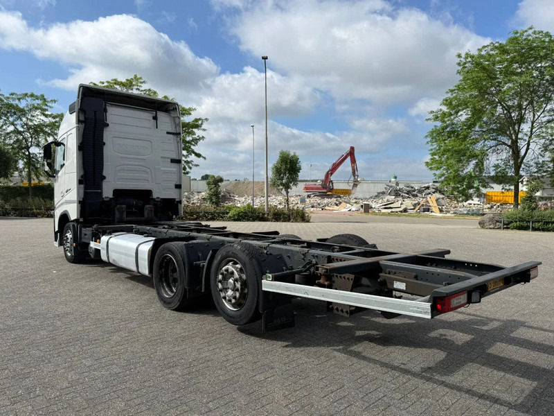 Volvo FH4-420 / NL TRUCK / DOUBLE TANK / PARKCOOL / BDF / VEB? / LWDS / FRIDGE / FULL-AIR / LIFT AXLE / AUTOMATIC / EURO-6 / 2016 - Xe chở container/ Xe tải hoán đổi thân: hình 3 Volvo FH4-420 / NL TRUCK / DOUBLE TANK / PARKCOOL / BDF / VEB? / LWDS / FRIDGE / FULL-AIR / LIFT AXLE / AUTOMATIC / EURO-6 / 2016 - Xe chở container/ Xe tải hoán đổi thân: hình 3
