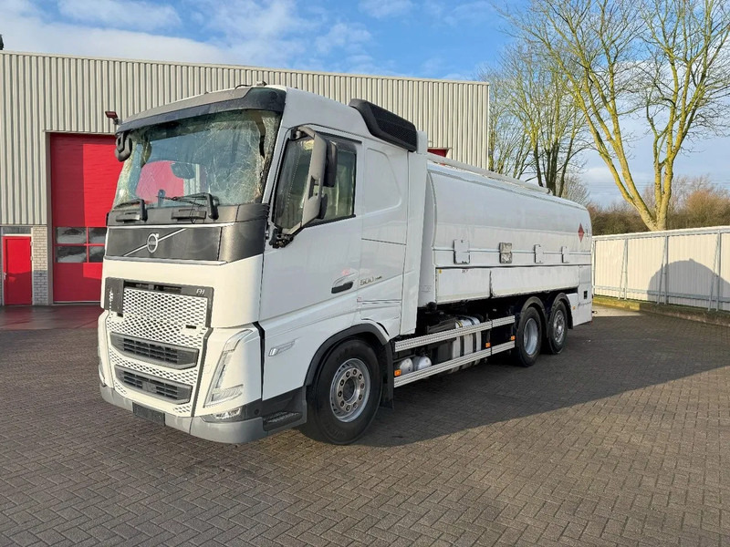 Volvo FH5-500 6X2 / ENGINE RUNNING / LIFT+LENKACHSE / FULL AIR / ADR / EUROTANK / 9-TON FRONT AXLE / EURO-6 / 2022 - Xe bồn: hình 1 Volvo FH5-500 6X2 / ENGINE RUNNING / LIFT+LENKACHSE / FULL AIR / ADR / EUROTANK / 9-TON FRONT AXLE / EURO-6 / 2022 - Xe bồn: hình 1