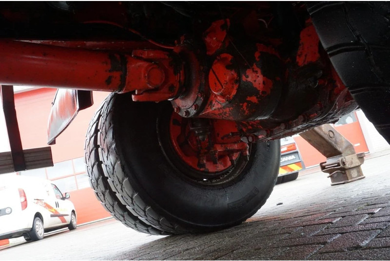 Xe tải chở thùng nhỏ Volvo FM12-420 / ENGINE RUNNING / 4X4 / HYDRAULICS / BIG AXLE / ONLY:510426 KM / FULL STEEL / EURO-3 / 2001: hình 16