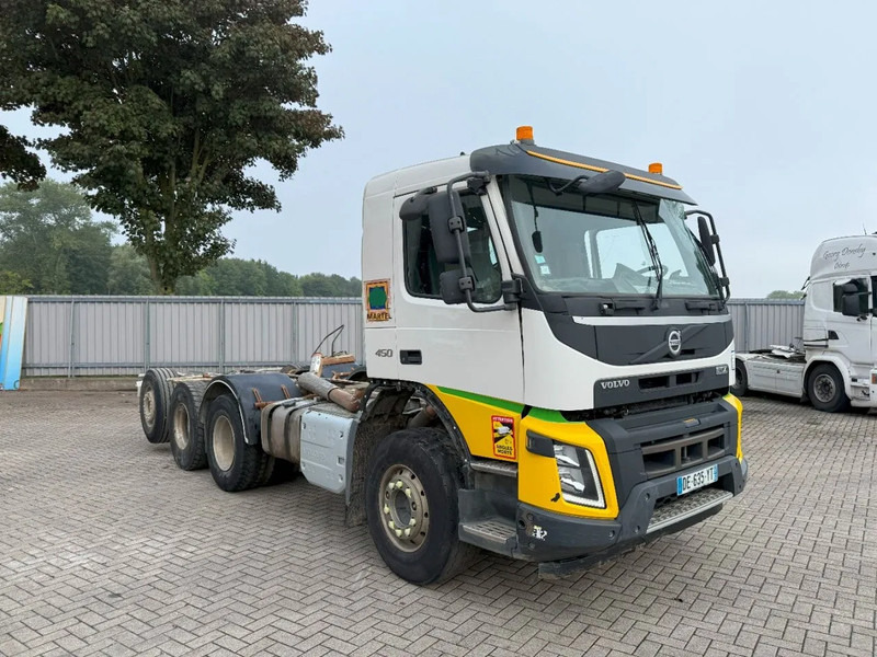 Volvo FMX 450 / ENGINE RUNNING / 8X4 / VEB / ONLY:260642 KM / PTO / LIFT+LENKACHSE / ALCOA / AUTOMATIC / EURO-6 / 2014 - Xe tải khung gầm: hình 2 Volvo FMX 450 / ENGINE RUNNING / 8X4 / VEB / ONLY:260642 KM / PTO / LIFT+LENKACHSE / ALCOA / AUTOMATIC / EURO-6 / 2014 - Xe tải khung gầm: hình 2