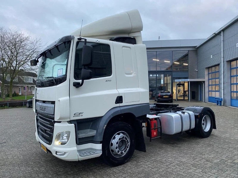 DAF CF370 / NICE CLEAN NL TRUCK / TYRES 80% / AUTOMATIC / EURO-6 / 2015 - Xe đầu kéo: hình 1 DAF CF370 / NICE CLEAN NL TRUCK / TYRES 80% / AUTOMATIC / EURO-6 / 2015 - Xe đầu kéo: hình 1