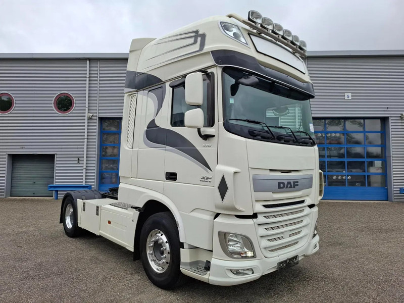 DAF XF106-460 / DEB / TUV:20-01-2026 / 753438 KM / FRIDGE / ACC / LWDS / SMART TACHO / ALCOA / AUTOMATIC / EURO-6 / 2017 - Xe đầu kéo: hình 2 DAF XF106-460 / DEB / TUV:20-01-2026 / 753438 KM / FRIDGE / ACC / LWDS / SMART TACHO / ALCOA / AUTOMATIC / EURO-6 / 2017 - Xe đầu kéo: hình 2