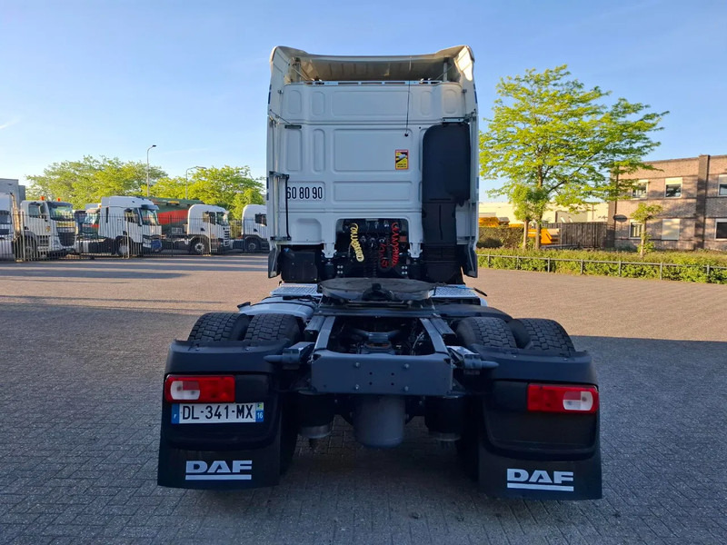 DAF XF106-460 / INTARDER / DEB / MANUAL / AIRCO / CLEAN TRUCK / EURO-6 / 2014 - Xe đầu kéo: hình 4 DAF XF106-460 / INTARDER / DEB / MANUAL / AIRCO / CLEAN TRUCK / EURO-6 / 2014 - Xe đầu kéo: hình 4