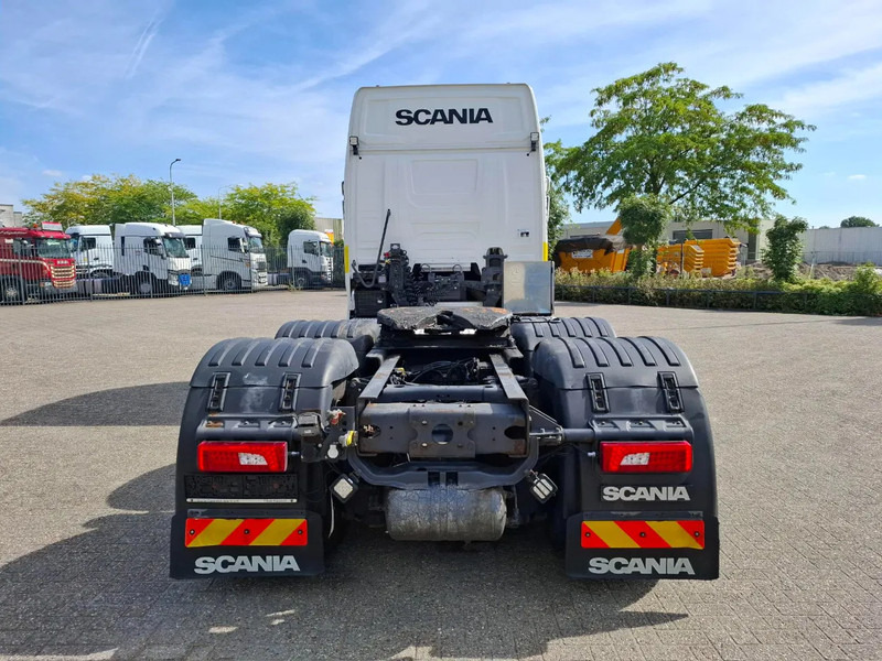Scania NGS R650 V8 / 6X4 / RETARDER / 2X BIG AXLE / PARKCOOL / DOUBLE TANK / INLINER / FULL-AIR / ALCOA / LEATHER / NAVI / GEN2 V2 / EU - Xe đầu kéo: hình 4 Scania NGS R650 V8 / 6X4 / RETARDER / 2X BIG AXLE / PARKCOOL / DOUBLE TANK / INLINER / FULL-AIR / ALCOA / LEATHER / NAVI / GEN2 V2 / EU - Xe đầu kéo: hình 4