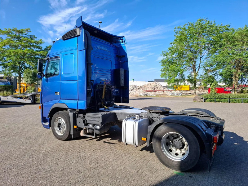 Volvo FH13-400 / HYDRAULICS / NL TRUCK / TUV:14-09-2025 / GLOBETROTTER / FRIGDE / AIRCO / AUTOMATIC / EURO-5 / 2006 - Xe đầu kéo: hình 3 Volvo FH13-400 / HYDRAULICS / NL TRUCK / TUV:14-09-2025 / GLOBETROTTER / FRIGDE / AIRCO / AUTOMATIC / EURO-5 / 2006 - Xe đầu kéo: hình 3