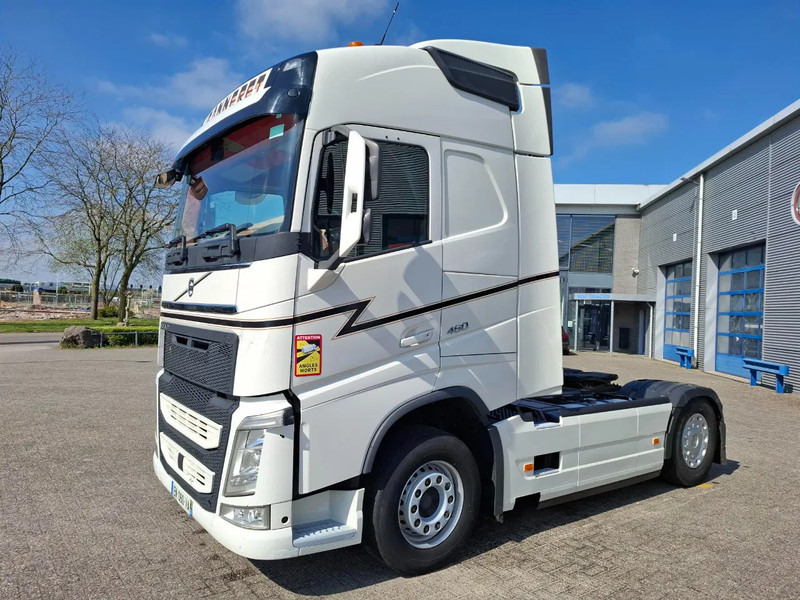 Volvo FH4-460 / VEB+ / DOUBLE TANK / FRIDGE / AUTOMATIC / EURO-6 / 2018 - Xe đầu kéo: hình 1 Volvo FH4-460 / VEB+ / DOUBLE TANK / FRIDGE / AUTOMATIC / EURO-6 / 2018 - Xe đầu kéo: hình 1