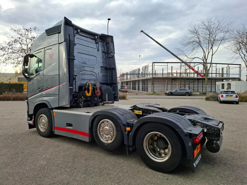 Volvo FH4-500 / I-SAVE / VEB+ / DYNAMIC STEERING / ONLY:590266 KM / NAVI / ACC / LWDS / LIFT AXLE / AUTOMATIC / EURO-6 / 2019 - Xe đầu kéo: hình 3 Volvo FH4-500 / I-SAVE / VEB+ / DYNAMIC STEERING / ONLY:590266 KM / NAVI / ACC / LWDS / LIFT AXLE / AUTOMATIC / EURO-6 / 2019 - Xe đầu kéo: hình 3