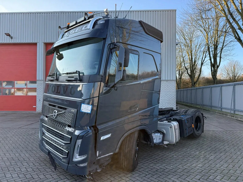 Volvo FH5-460 / VEB+ / HYDRAULICS / I-PARKCOOL / ONLY:188538 KM / FULL-AIR / ACC / LWDS / AUTOMATIC / EURO-6 / 2023 - Xe đầu kéo: hình 1 Volvo FH5-460 / VEB+ / HYDRAULICS / I-PARKCOOL / ONLY:188538 KM / FULL-AIR / ACC / LWDS / AUTOMATIC / EURO-6 / 2023 - Xe đầu kéo: hình 1