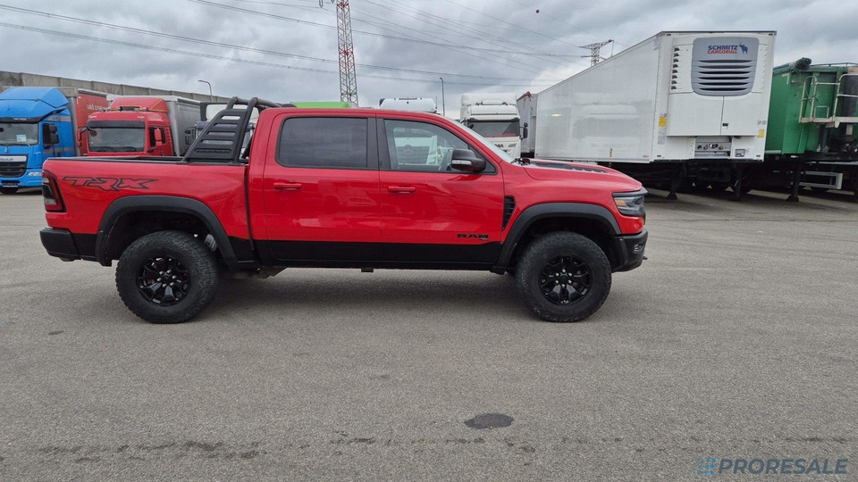 DODGE RAM 1500 TRX 6.2 HEMI V8 Supercharged 523kW - Xe bán tải: hình 4 DODGE RAM 1500 TRX 6.2 HEMI V8 Supercharged 523kW - Xe bán tải: hình 4