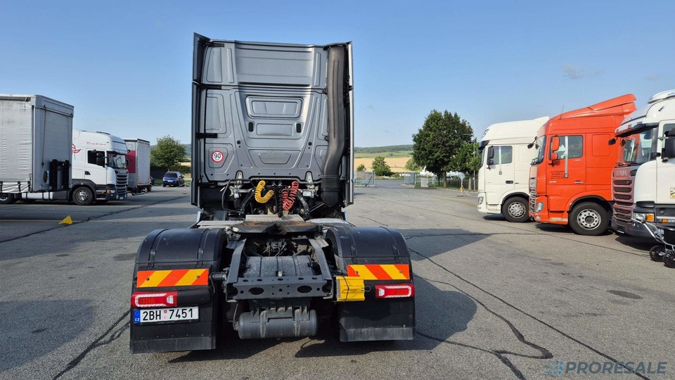 MERCEDES-BENZ ACTROS 1845 LS GIGA SPACE EURO 6 - Xe đầu kéo: hình 3 MERCEDES-BENZ ACTROS 1845 LS GIGA SPACE EURO 6 - Xe đầu kéo: hình 3