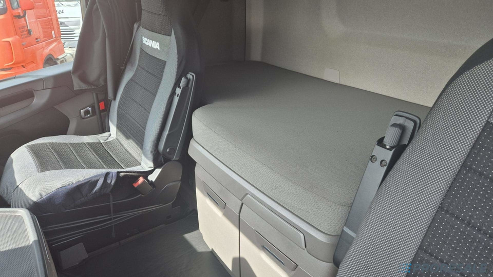 SCANIA S500 N323 NGS TOP LINE LOW DECK EURO 6 - Xe đầu kéo: hình 5 SCANIA S500 N323 NGS TOP LINE LOW DECK EURO 6 - Xe đầu kéo: hình 5