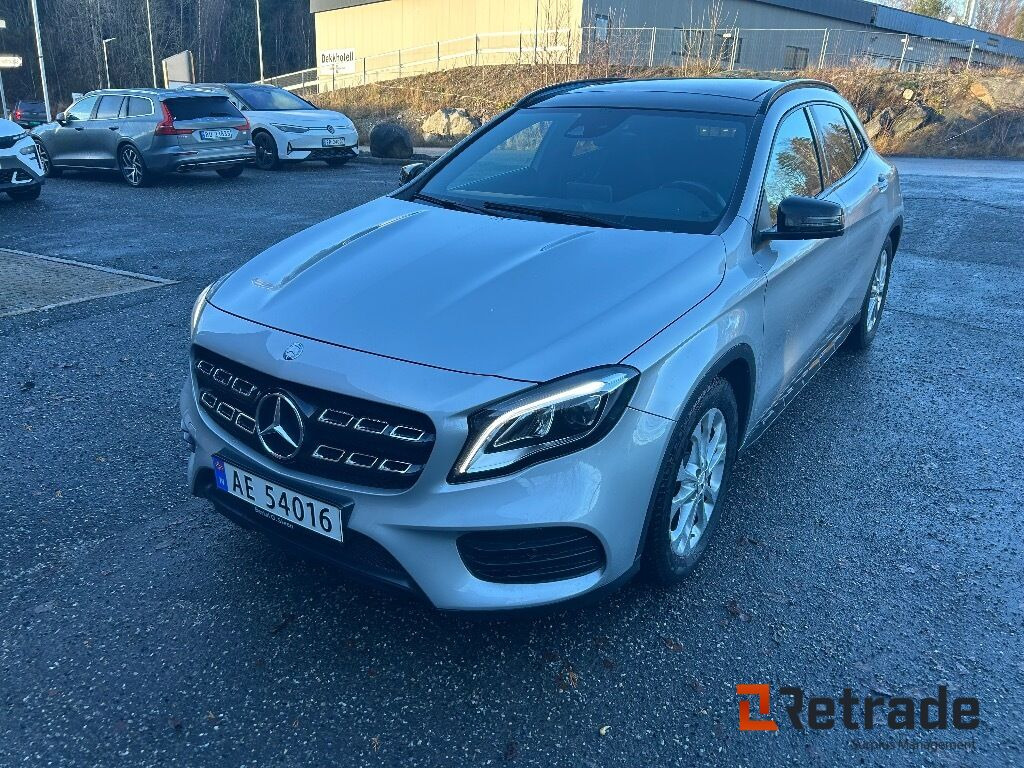 2017 Personbil MERCEDES-BENZ GLA 200 d 4MATIC EU-Godkjent - Xe hơi: hình 1 2017 Personbil MERCEDES-BENZ GLA 200 d 4MATIC EU-Godkjent - Xe hơi: hình 1