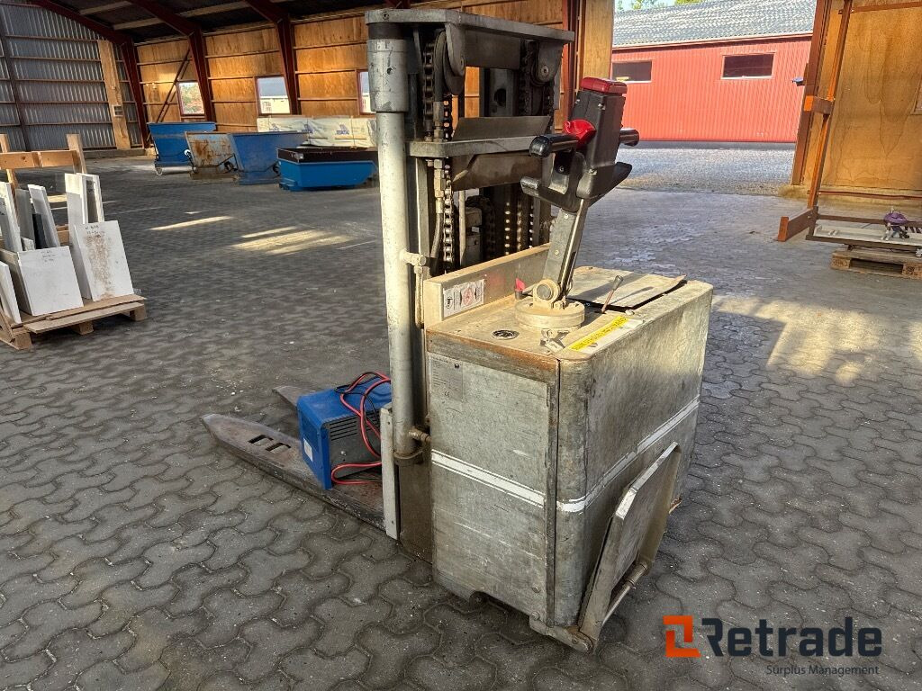 El-stabler Toyota SBE/S1500 - Máy xếp chồng: hình 4 El-stabler Toyota SBE/S1500 - Máy xếp chồng: hình 4