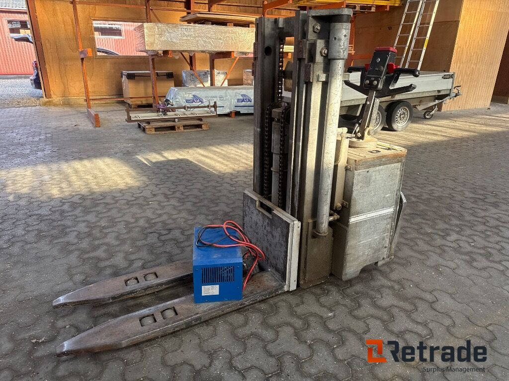 El-stabler Toyota SBE/S1500 - Máy xếp chồng: hình 1 El-stabler Toyota SBE/S1500 - Máy xếp chồng: hình 1