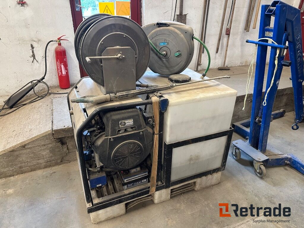 Højtryks spuler - Máy phun rửa áp lực: hình 1 Højtryks spuler - Máy phun rửa áp lực: hình 1