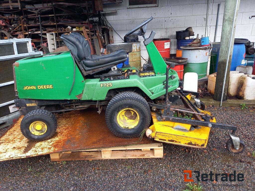 John Deere F725 klipper - Máy cắt cỏ vườn: hình 4 John Deere F725 klipper - Máy cắt cỏ vườn: hình 4