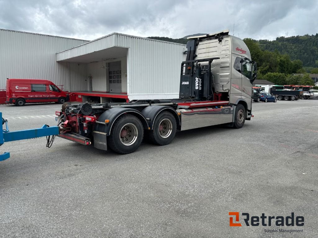 Lastebil VOLVO FH 16 750 - Xe tải nâng móc: hình 4 Lastebil VOLVO FH 16 750 - Xe tải nâng móc: hình 4