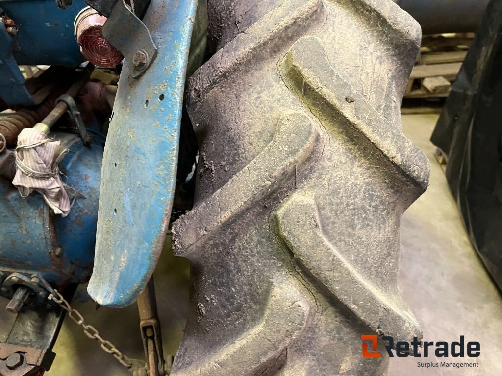 Máy móc nông nghiệp Traktor Ford Dextra Traktor: hình 17 Máy móc nông nghiệp Traktor Ford Dextra Traktor: hình 17