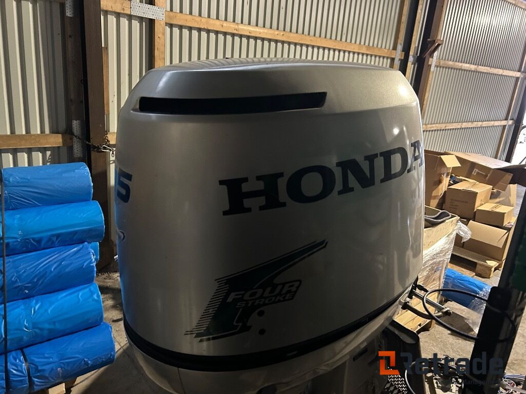 2010 Båt motor Honda 115 hk Four Stroke - Phụ tùng cho Máy móc khác: hình 2 2010 Båt motor Honda 115 hk Four Stroke - Phụ tùng cho Máy móc khác: hình 2