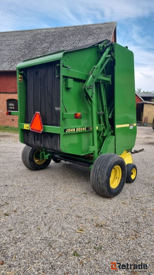 Rundbalspress John Deere 580 - Máy đóng kiện tròn: hình 3 Rundbalspress John Deere 580 - Máy đóng kiện tròn: hình 3