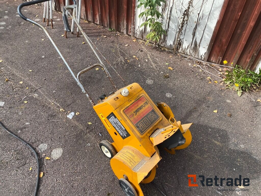 Snöslunga MTD SnowFlite - Máy thổi tuyết: hình 2 Snöslunga MTD SnowFlite - Máy thổi tuyết: hình 2