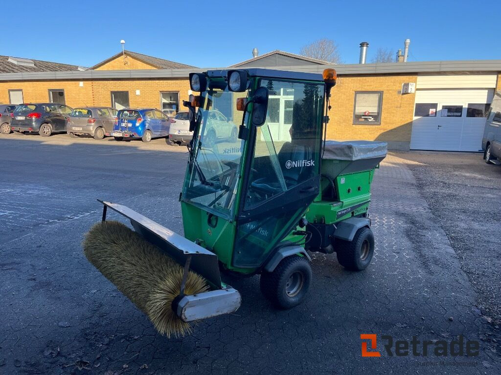 Plæne- og parkmaskiner EGHOLM 2150 Redskabsbærer - Tiện ích/ Xe đặc dụng: hình 1 Plæne- og parkmaskiner EGHOLM 2150 Redskabsbærer - Tiện ích/ Xe đặc dụng: hình 1