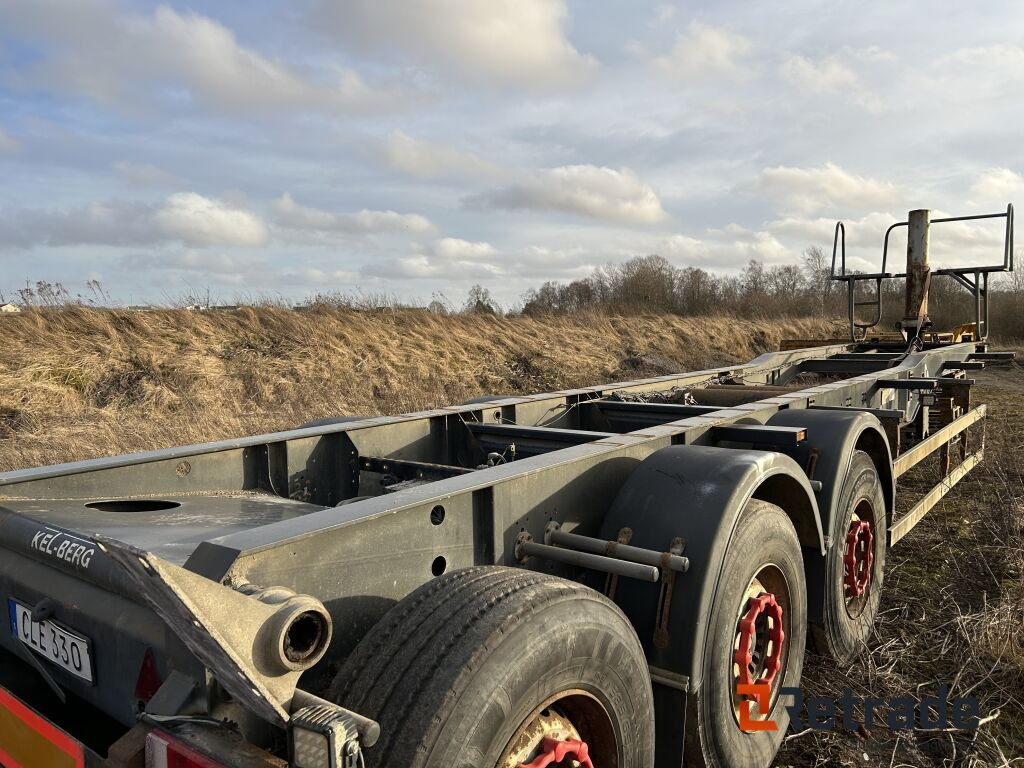 Tipptrailer chassi KELBERG T40S3 - Xe chở container/ Sơ mi rơ moóc hoán đổi thân: hình 3 Tipptrailer chassi KELBERG T40S3 - Xe chở container/ Sơ mi rơ moóc hoán đổi thân: hình 3