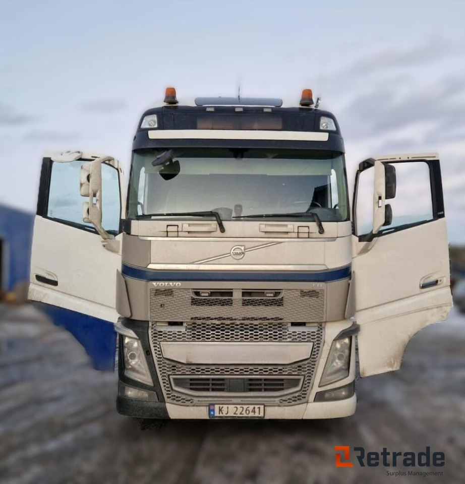 Volvo FH16 GlobeGlobetrotter trekkvogn – 2016-modell - Xe đầu kéo: hình 1 Volvo FH16 GlobeGlobetrotter trekkvogn – 2016-modell - Xe đầu kéo: hình 1