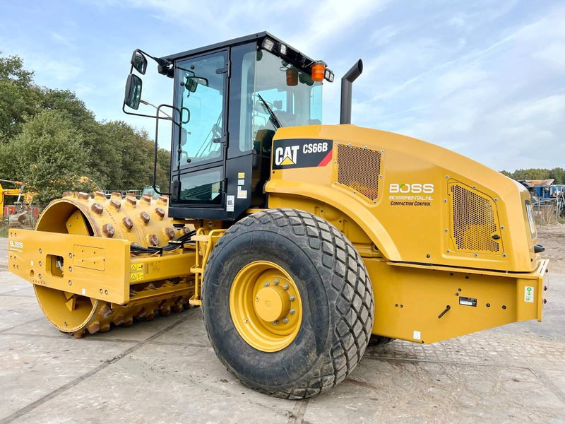 Cat CS66B - CE Certified / Low Hours / Padfoot - Máy lăn: hình 3 Cat CS66B - CE Certified / Low Hours / Padfoot - Máy lăn: hình 3