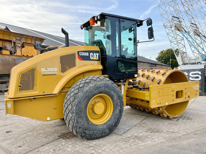 Cat CS66B - CE Certified / Low Hours / Padfoot - Máy lăn: hình 5 Cat CS66B - CE Certified / Low Hours / Padfoot - Máy lăn: hình 5