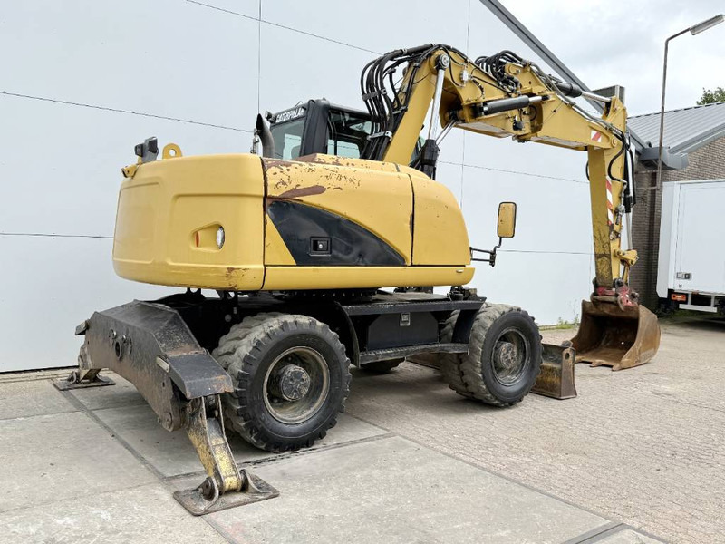 Cat M313D - Triple Boom / Quick Coupler / Camera - Máy xúc bánh lốp: hình 5 Cat M313D - Triple Boom / Quick Coupler / Camera - Máy xúc bánh lốp: hình 5