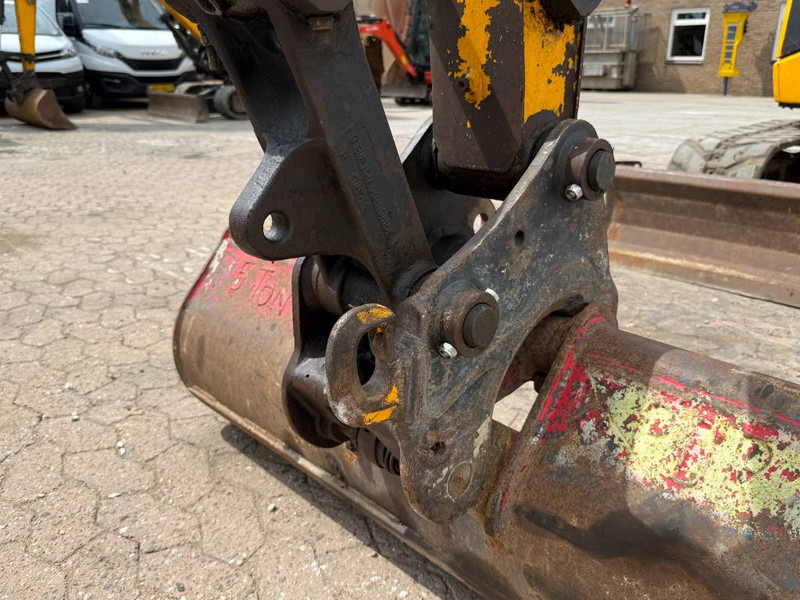 Máy xúc mini JCB 48Z-1 - Hammer Lines / Quick Coupler: hình 16