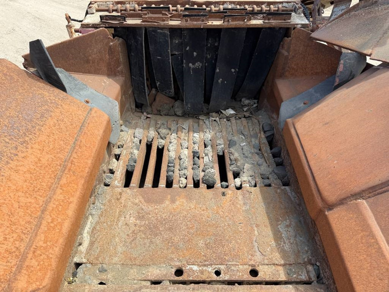 Máy nghiền di động Kleemann MRB130RH - German Machine / Return Conveyor: hình 18 Máy nghiền di động Kleemann MRB130RH - German Machine / Return Conveyor: hình 18