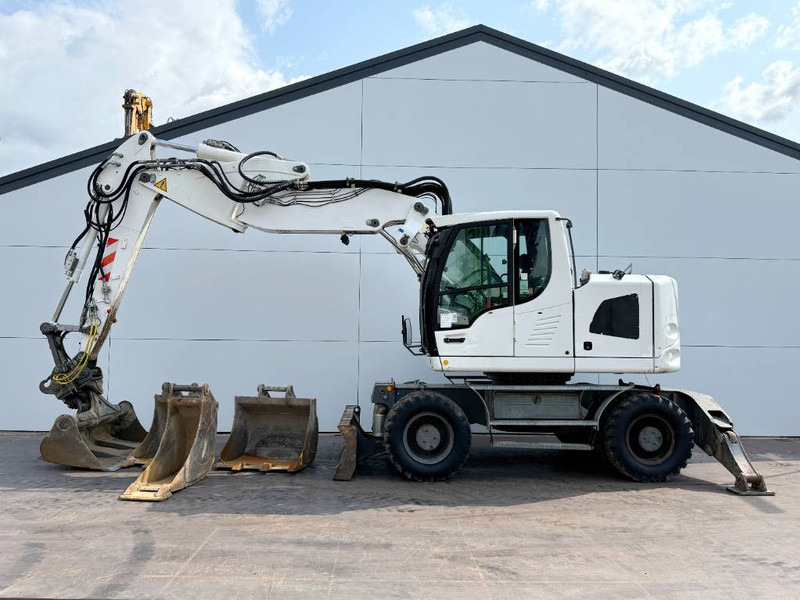 Liebherr A918 Compact - 4 Buckets / Triple Boom / Auto Lube - Máy xúc bánh lốp: hình 1 Liebherr A918 Compact - 4 Buckets / Triple Boom / Auto Lube - Máy xúc bánh lốp: hình 1