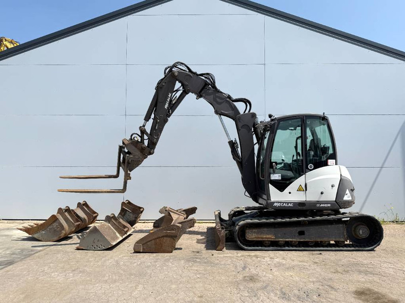 Mecalac 8MCR - 6 Attachments Included! Auto Greasing - Máy xúc mini: hình 1 Mecalac 8MCR - 6 Attachments Included! Auto Greasing - Máy xúc mini: hình 1