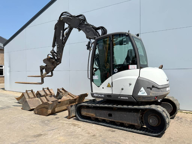 Mecalac 8MCR - 6 Attachments Included! Auto Greasing - Máy xúc mini: hình 3 Mecalac 8MCR - 6 Attachments Included! Auto Greasing - Máy xúc mini: hình 3