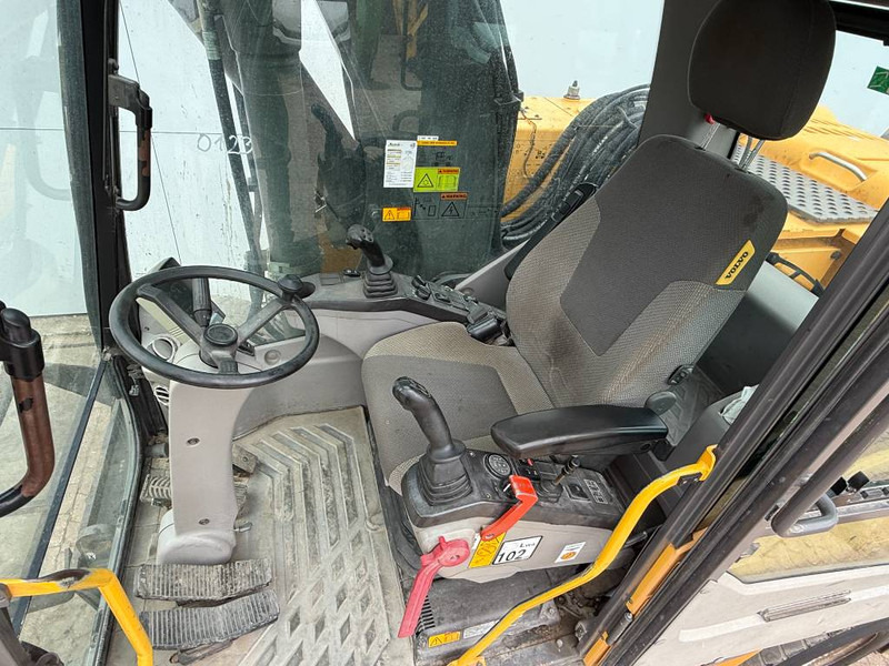 Máy xúc bánh lốp Volvo EW180C - Dutch Machine / Triple Boom: hình 8