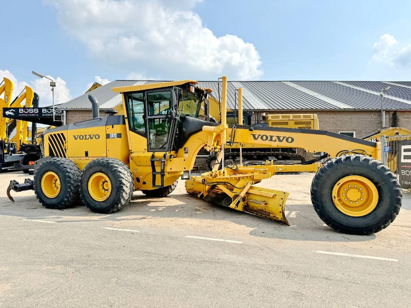 Máy san Volvo G970 - 3 Tine Ripper / EPA Certified: hình 5 Máy san Volvo G970 - 3 Tine Ripper / EPA Certified: hình 5