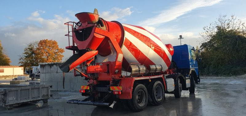 Volvo FMX 410 - Xe trộn bê tông: hình 4 Volvo FMX 410 - Xe trộn bê tông: hình 4