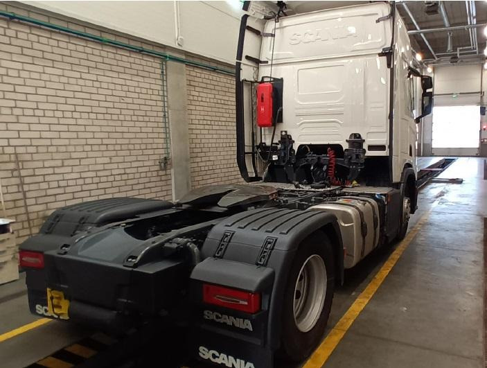 Scania R 450 - Xe đầu kéo: hình 3 Scania R 450 - Xe đầu kéo: hình 3