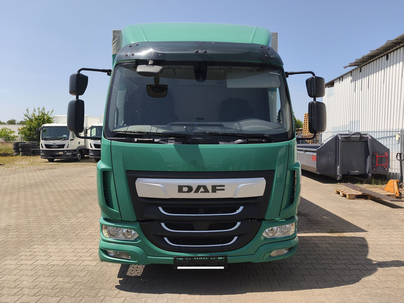DAF LF 180 FA - Xe tải thùng mui bạt: hình 3 DAF LF 180 FA - Xe tải thùng mui bạt: hình 3