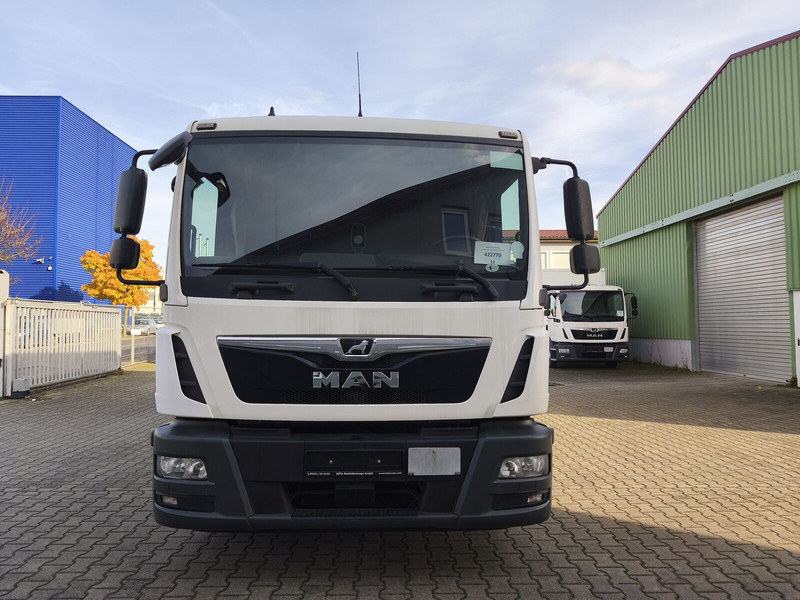 MAN TGL 8.190 Koffer gFH AHK LBW Euro 6 4x2 (11) TÜV NEU - Xe tải hộp: hình 3 MAN TGL 8.190 Koffer gFH AHK LBW Euro 6 4x2 (11) TÜV NEU - Xe tải hộp: hình 3