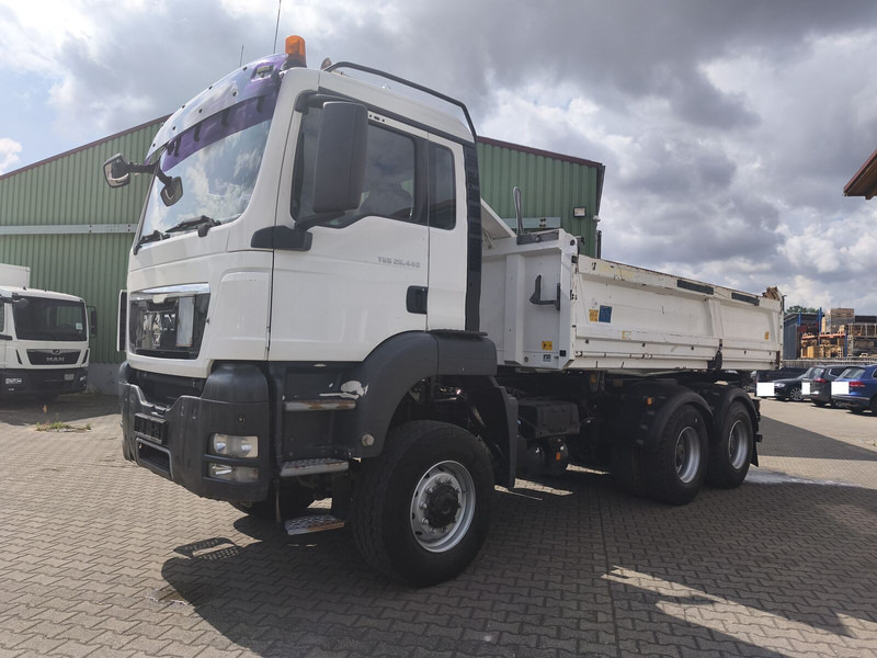 MAN TGS 26.400 - Xe ben: hình 3 MAN TGS 26.400 - Xe ben: hình 3