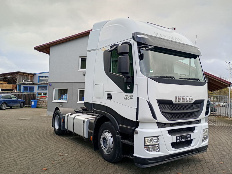 Iveco Stralis 420 - Xe đầu kéo: hình 1 Iveco Stralis 420 - Xe đầu kéo: hình 1