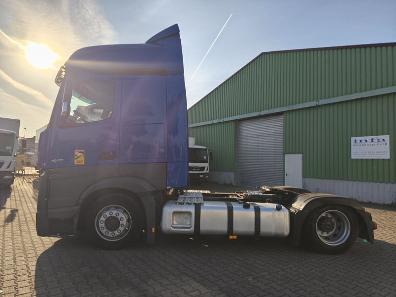 Mercedes-Benz Actros 1845 - Xe đầu kéo: hình 5 Mercedes-Benz Actros 1845 - Xe đầu kéo: hình 5