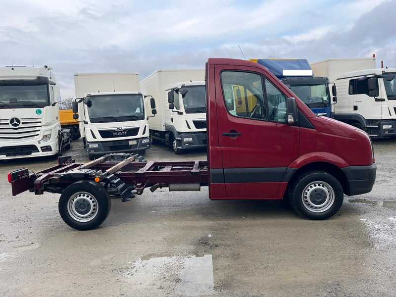 Volkswagen Crafter Fahrgestell 4x2 Euro 5 AHK (6) - Xe tải nhỏ: hình 4 Volkswagen Crafter Fahrgestell 4x2 Euro 5 AHK (6) - Xe tải nhỏ: hình 4