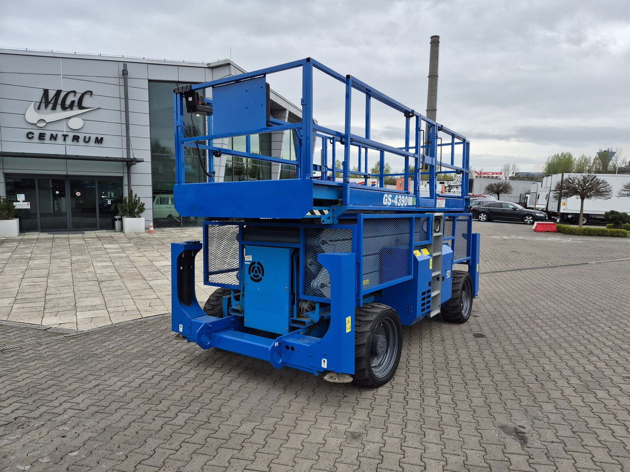 Genie GS 4390 / 15M High / 680KG Load / 1 Owner / Servic ED - Máy nâng người hình kéo: hình 4 Genie GS 4390 / 15M High / 680KG Load / 1 Owner / Servic ED - Máy nâng người hình kéo: hình 4