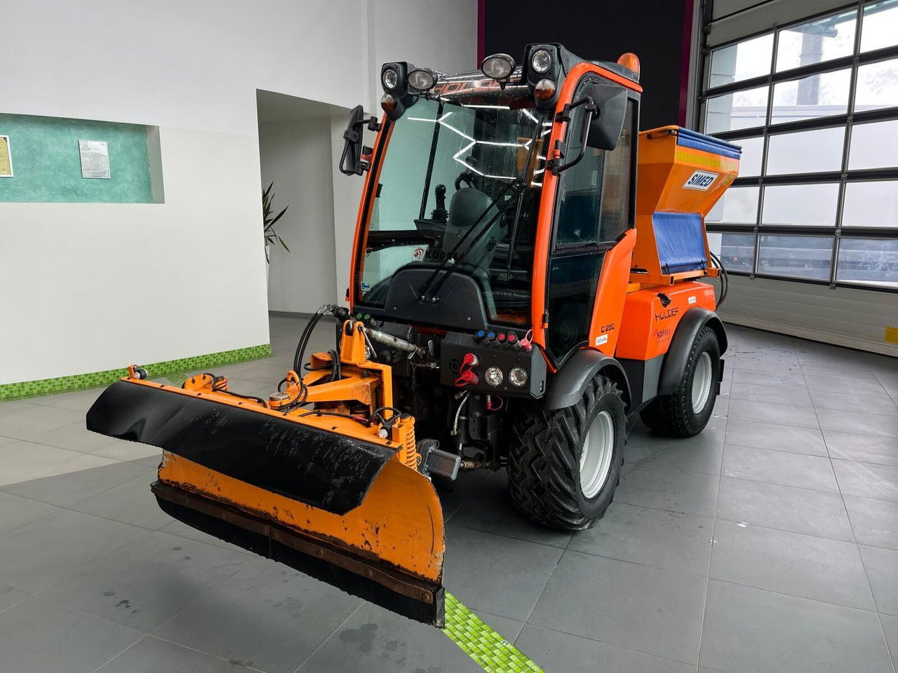 Holder C250 4X4 / LOW MTH / 1 Owner / Kubota Engine - Xe tải tiện ích điện: hình 1 Holder C250 4X4 / LOW MTH / 1 Owner / Kubota Engine - Xe tải tiện ích điện: hình 1